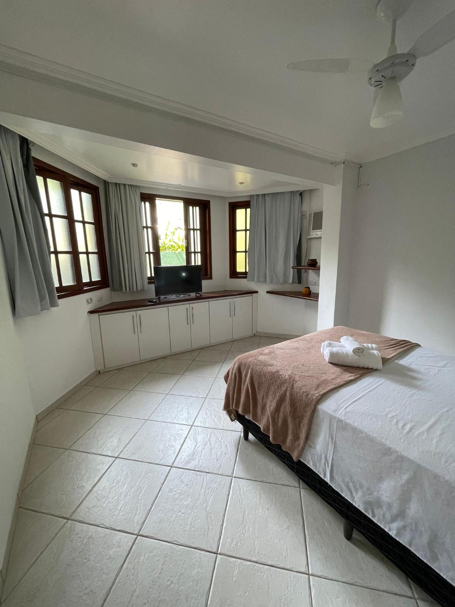 Homestay Casa Tartarugas *
