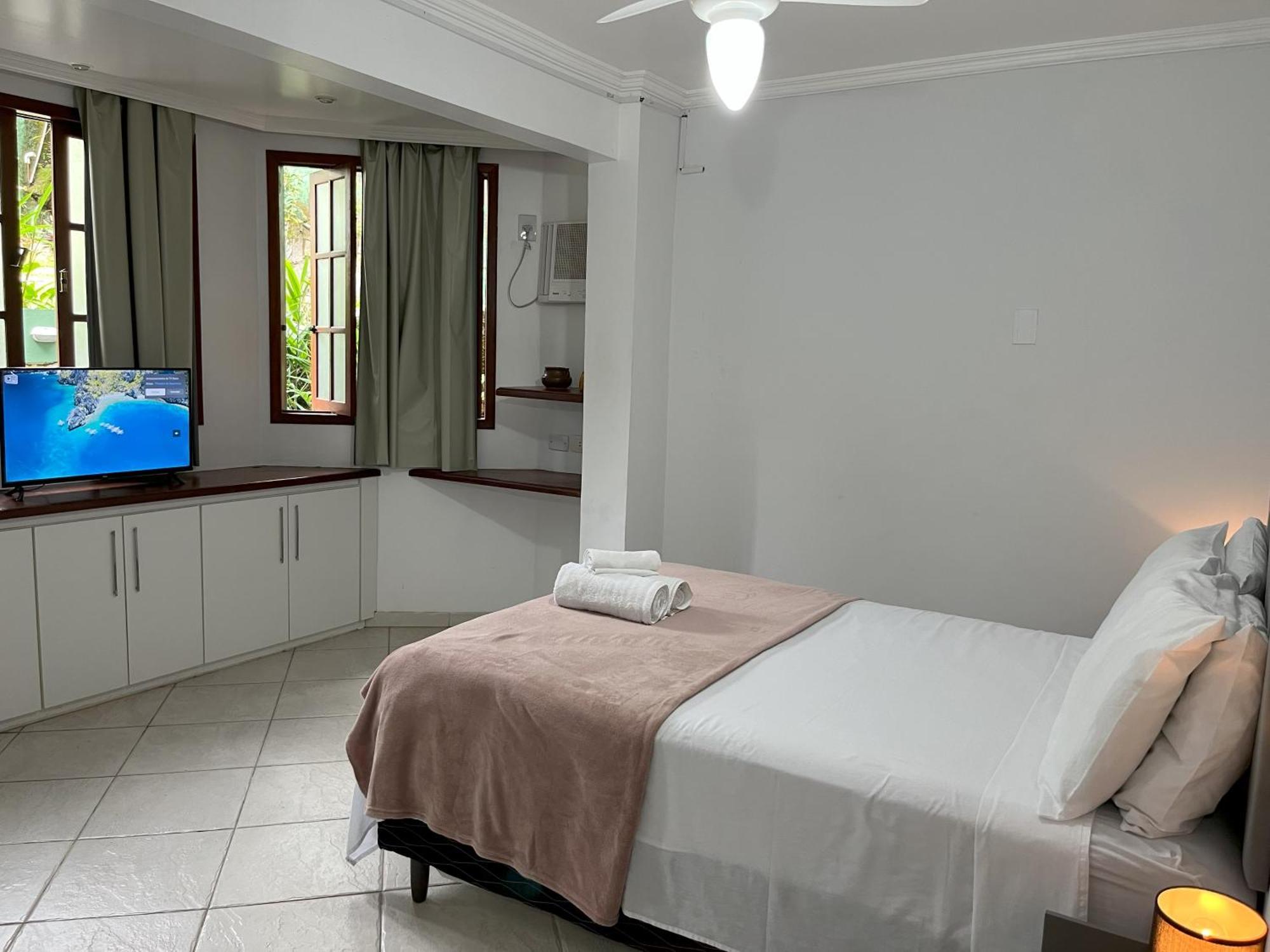 Casa Tartarugas Homestay *